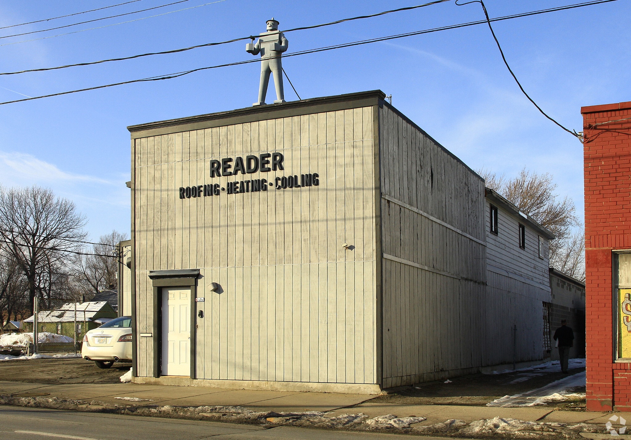 2 Buildings - 6 Parcels Corner Lot portfolio of 2 properties for sale on LoopNet.ca Primary Photo- Image 1 of 3