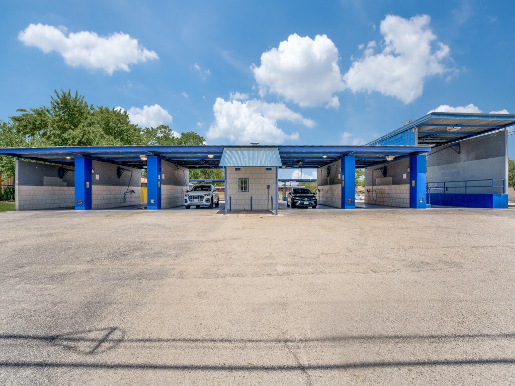 402 N Zarzamora St, San Antonio, TX for sale Building Photo- Image 1 of 15