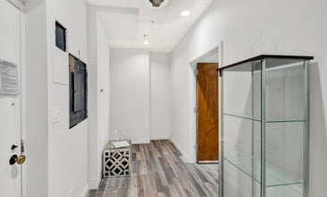 50 W 97th St, New York, NY for lease Interior Photo- Image 1 of 5
