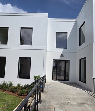 Plus de détails pour 13 Retreat Pl, Saint Simons Island, GA - Bureau/Commerce de détail à louer