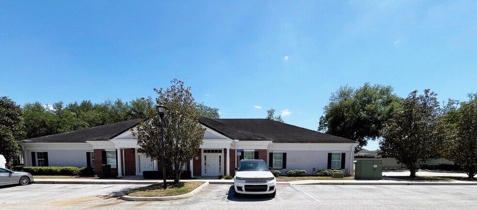 1383 Providence Rd, Brandon, FL for sale - Building Photo - Image 1 of 31