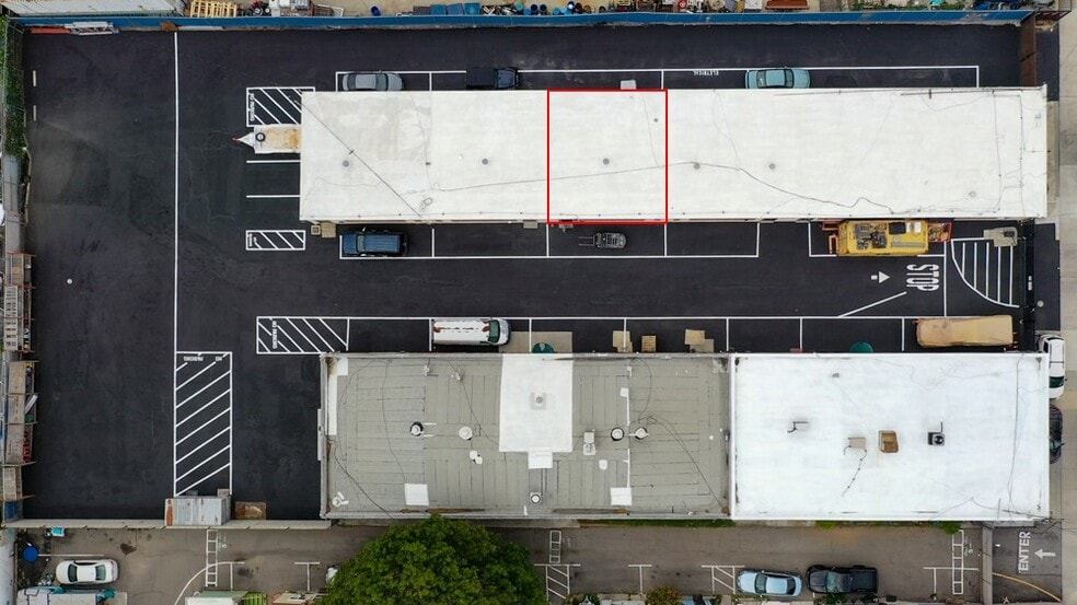 1612-1618 W 134th St, Gardena, CA for lease - Building Photo - Image 3 of 5