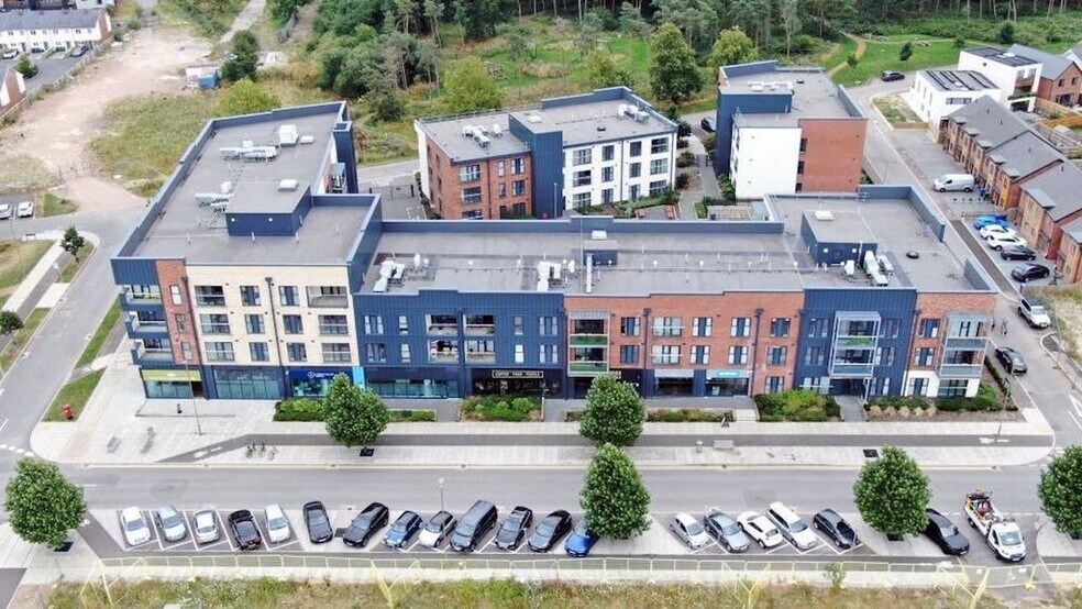 Graven Hill Rd, Bicester à vendre - Photo du bâtiment - Image 3 de 15