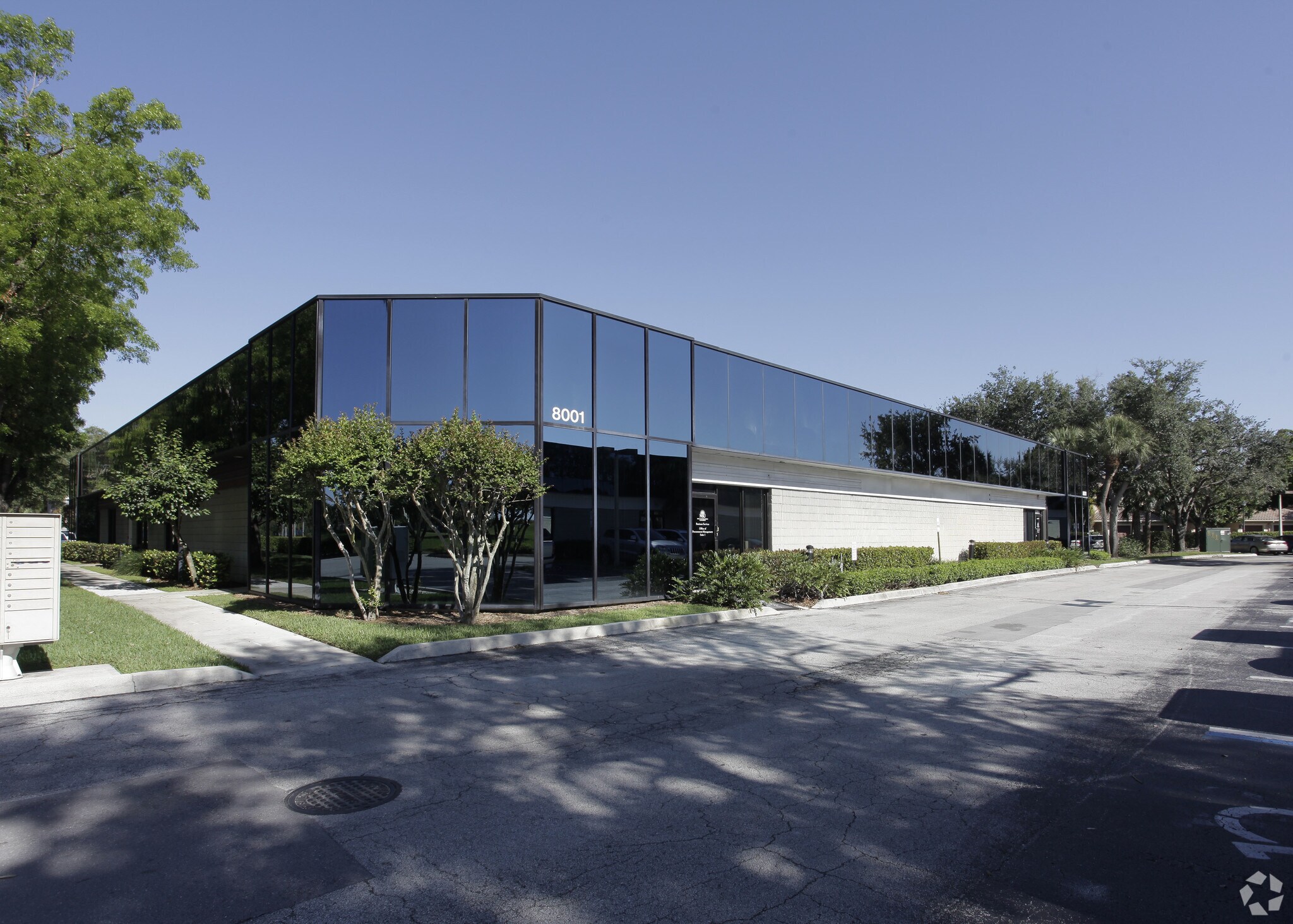 8001 SW 36th St, Davie, FL à louer Photo principale- Image 1 de 10