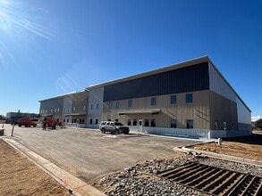 5978 Iris Pky, Frederick, CO for lease Building Photo- Image 1 of 2