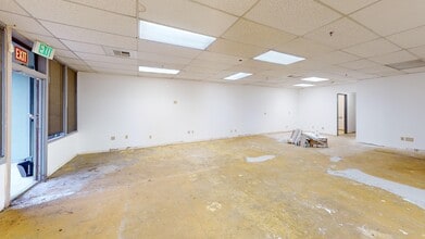 9930 Evergreen Way, Everett, WA à louer Photo intérieure- Image 1 de 6