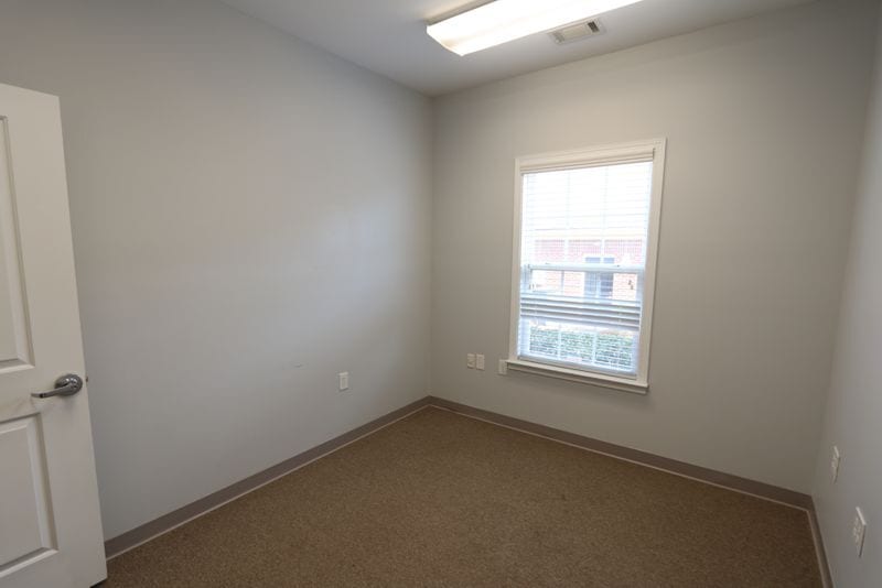 221-223 Adley Way, Greenville, SC for lease - Interior Photo - Image 3 of 8