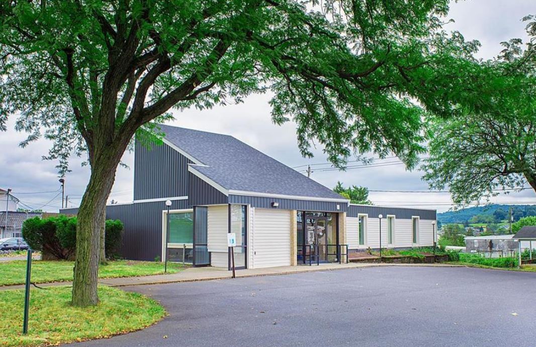 1130 Union Blvd, Allentown, PA for lease Interior Photo- Image 1 of 5