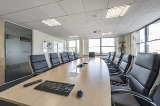 Railway Appr, Wallington for lease Interior Photo- Image 1 of 6