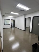 1508 Nw Vivion Rd, Kansas City, MO à louer Photo intérieure- Image 1 de 6