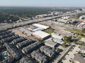 Plus de détails pour 10910 Katy Fwy, Houston, TX - Industriel à louer