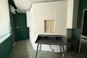 1023 Pensacola St, Honolulu, HI for lease Interior Photo- Image 2 of 4