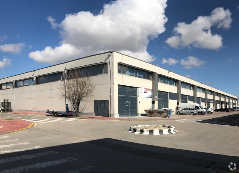 Industrial in Meco, Madrid for lease - Building Photo - Image 3 of 8