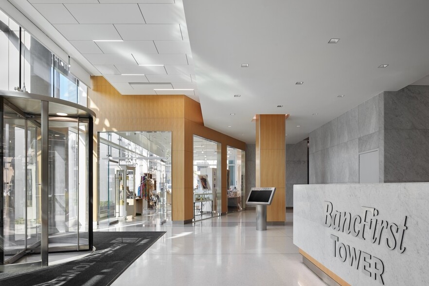 100 N Broadway Ave, Oklahoma City, OK for lease - Interior Photo - Image 3 of 7