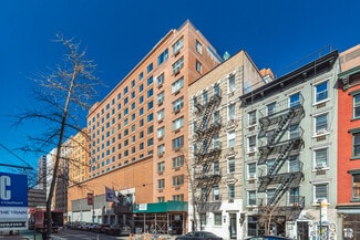 Plus de détails pour 137 E 13th St, New York, NY - Multi-résidentiel à vendre