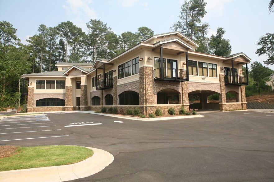 3680 Pleasant Hill Rd, Duluth, GA à vendre - Photo du bâtiment - Image 2 de 9