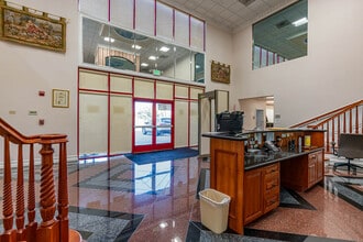 43917 Division St, Lancaster, CA for lease Interior Photo- Image 2 of 13