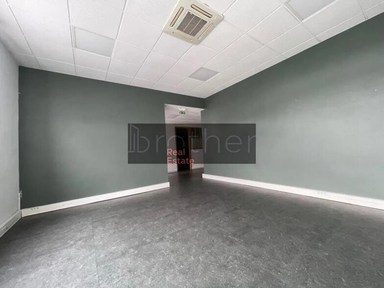 Office in Bruges for lease - Interior Photo - Image 1 of 7