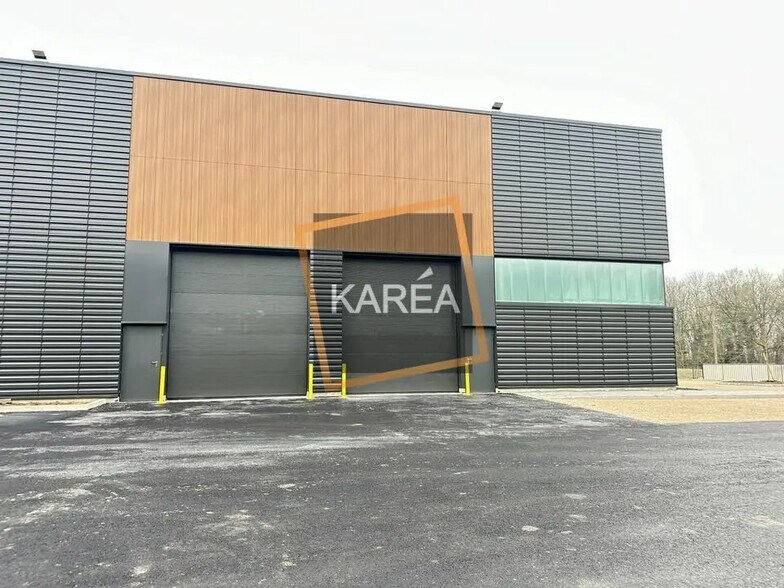 Flex in Coupvray for lease - Building Photo - Image 2 of 5