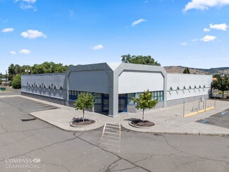 More details for 2521 S 6th St, Klamath Falls, OR - Retail for Sale