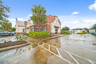 3550-3552 FM 1092 Rd, Missouri City, TX for lease Building Photo- Image 2 of 19