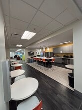 11399 16th Ct N, Saint Petersburg, FL for lease Building Photo- Image 2 of 4