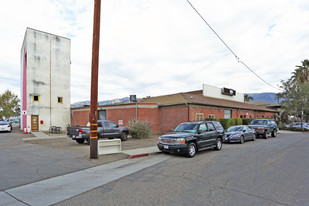 121 E Mason St, Santa Barbara CA - Warehouse