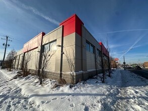 2329 W North Ave, Milwaukee, WI for lease Building Photo- Image 2 of 7