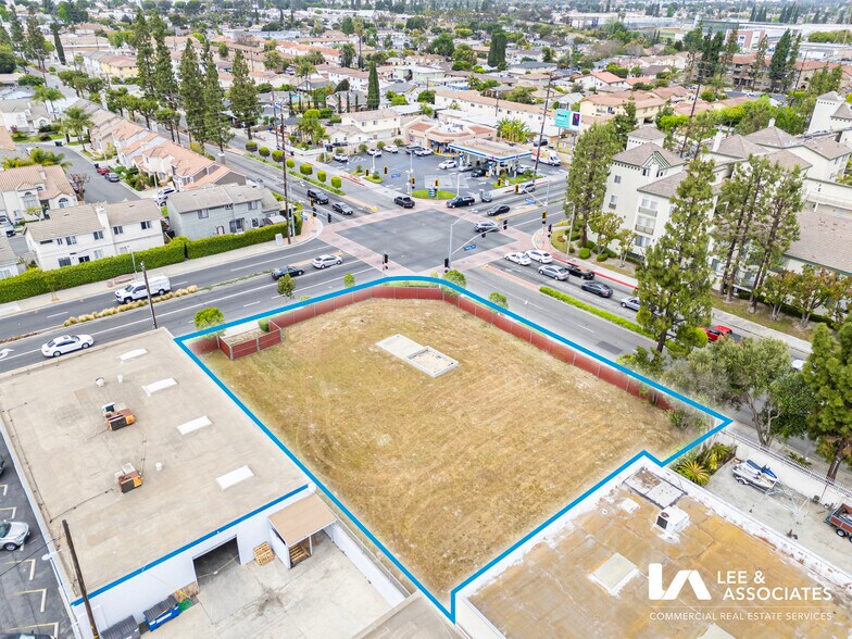 8504 Somerset Blvd, Paramount, CA à vendre - Photo du bâtiment - Image 3 de 4