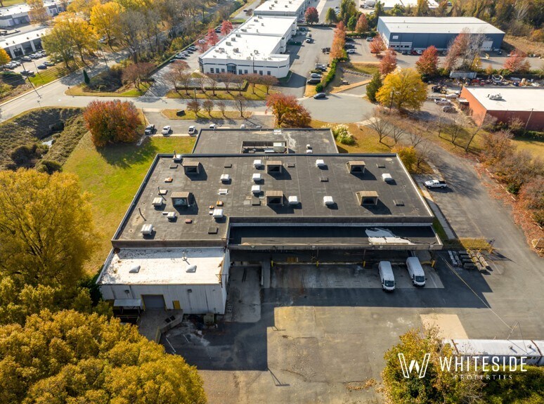 600 Phillip Davis Dr, Charlotte, NC for sale - Building Photo - Image 2 of 3