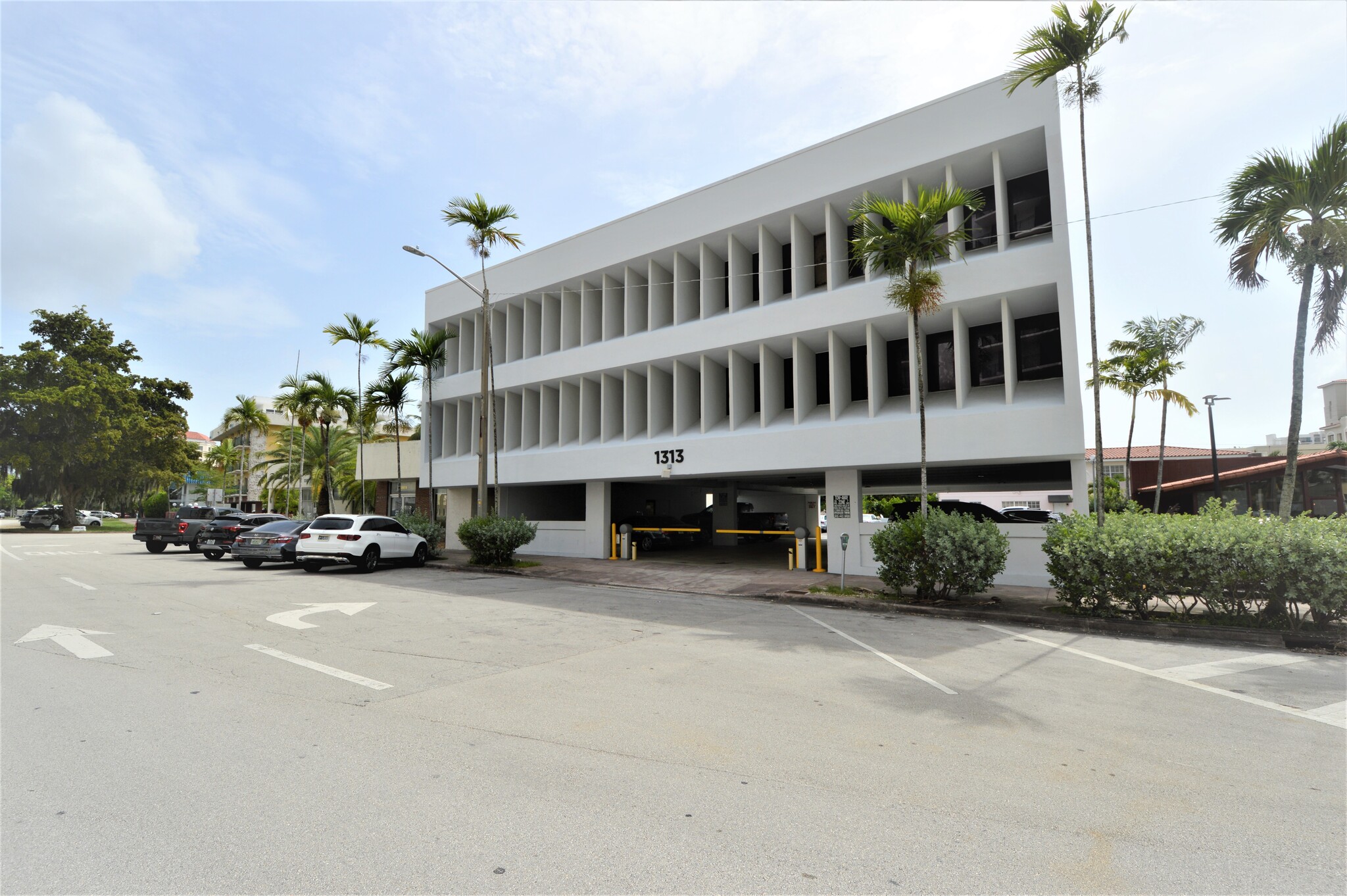 1313 Ponce De Leon Blvd, Coral Gables, FL for sale Building Photo- Image 1 of 1