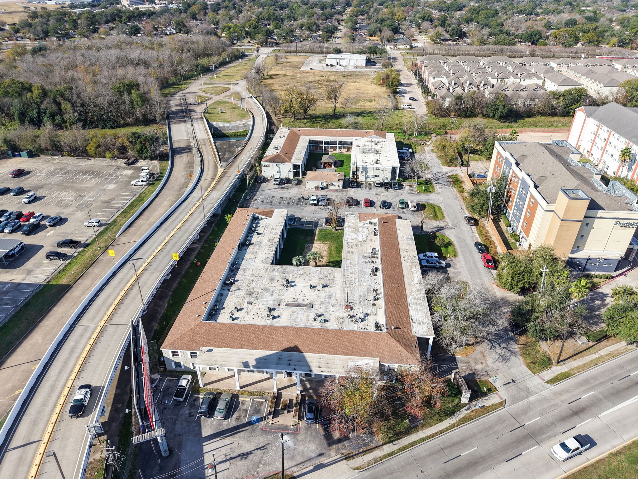 8800 Gulf Fwy, Houston, TX à vendre Photo principale- Image 1 de 30