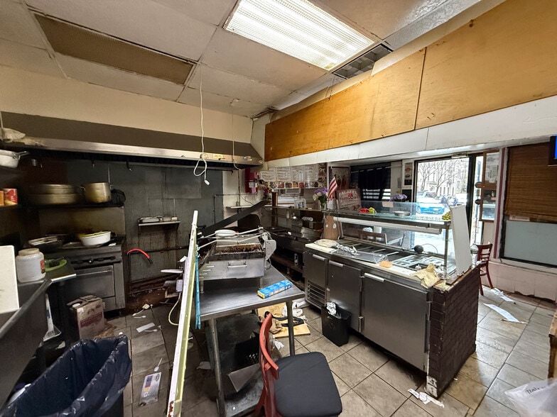 1701 Amsterdam Ave, New York, NY for lease - Building Photo - Image 3 of 9