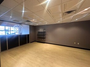 5925 School Ave, Richmond, VA for lease Interior Photo- Image 2 of 6