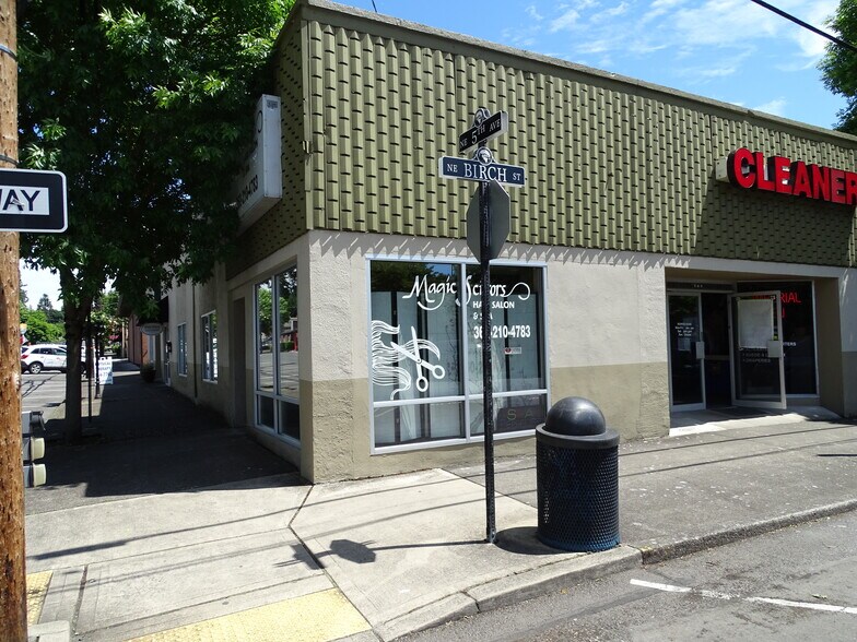 308-318 NE 5th Ave, Camas, WA for lease - Building Photo - Image 3 of 8