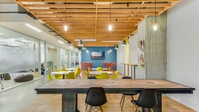 98 San Jacinto Blvd, Austin, TX for lease Interior Photo- Image 2 of 7