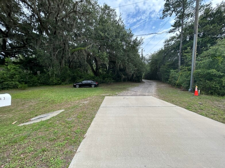 463508 State Road 200, Yulee, FL à vendre - Photo du bâtiment - Image 2 de 32
