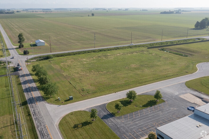 2019 Clearwater Cir, Bowling Green, OH for lease - Aerial - Image 3 of 4