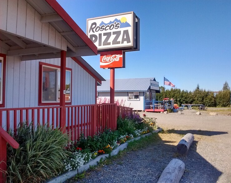 15915 Sterling Hwy, Ninilchik, AK à vendre - Photo du bâtiment - Image 3 de 36