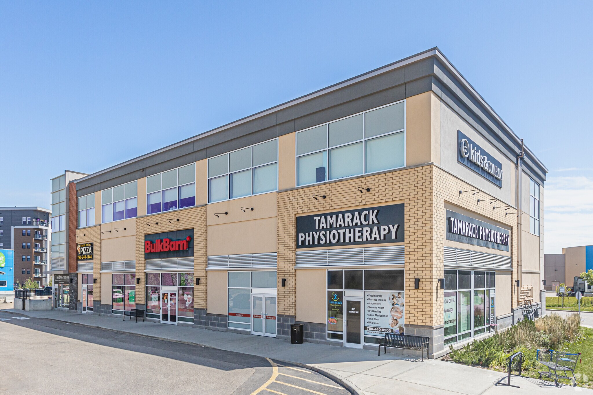 713 Tamarack Way NW, Edmonton, AB à vendre Photo principale- Image 1 de 1