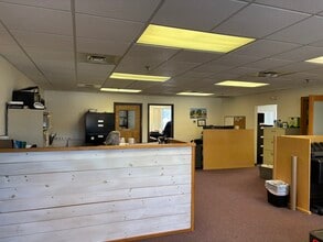 1 Karen Dr, Westbrook, ME for lease Interior Photo- Image 2 of 2