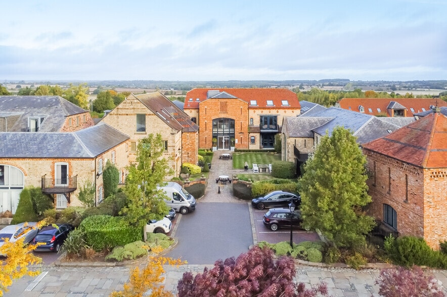 Alderton Rd, Alderton for lease - Building Photo - Image 3 of 16