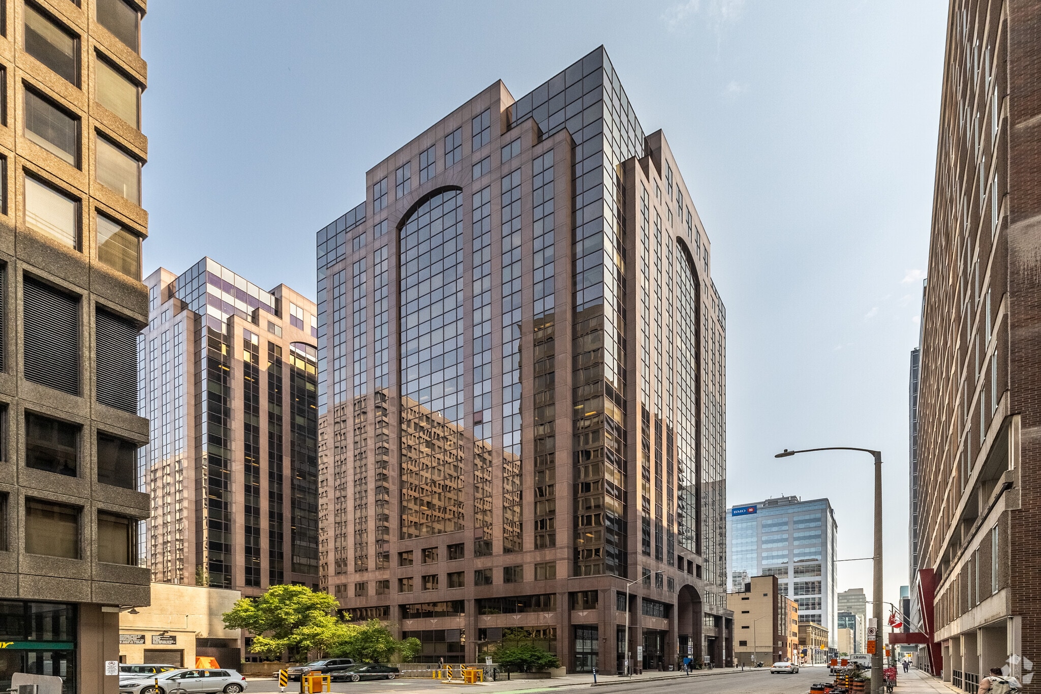 333 Laurier Ave W, Ottawa, ON for lease Primary Photo- Image 1 of 5