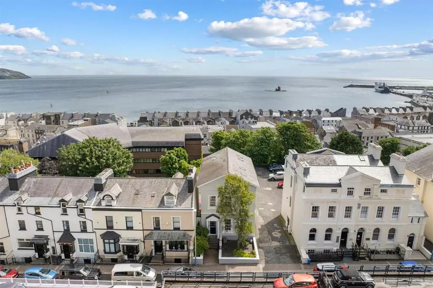 Finch Rd, Douglas à louer - Photo du bâtiment - Image 2 de 2