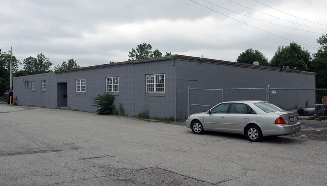 Plus de détails pour 2 Warren Ave, North Providence, RI - Industriel à vendre