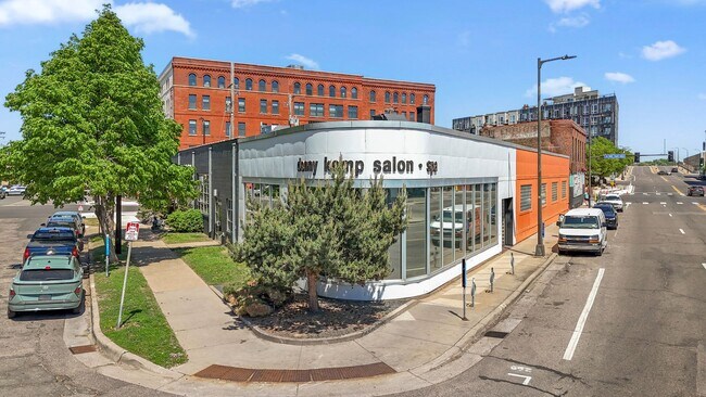 More details for 605-607 NE Central Ave, Minneapolis, MN - Retail for Sale