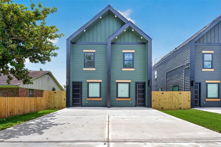 7840 Nashville Unit A/B Street, Houston, TX à vendre - Photo du bâtiment - Image 1 de 44