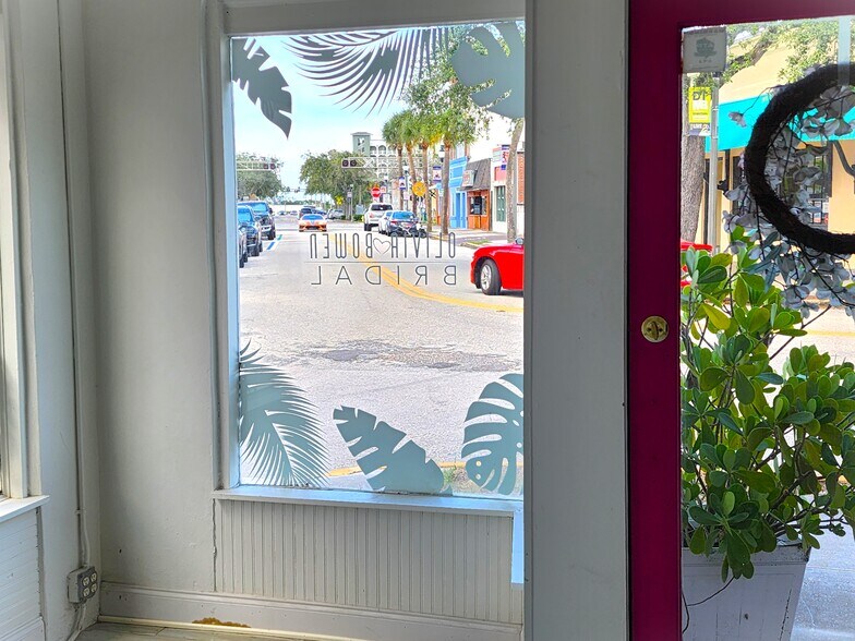 2018 Melbourne Ct, Melbourne, FL à vendre - Photo du bâtiment - Image 3 de 11