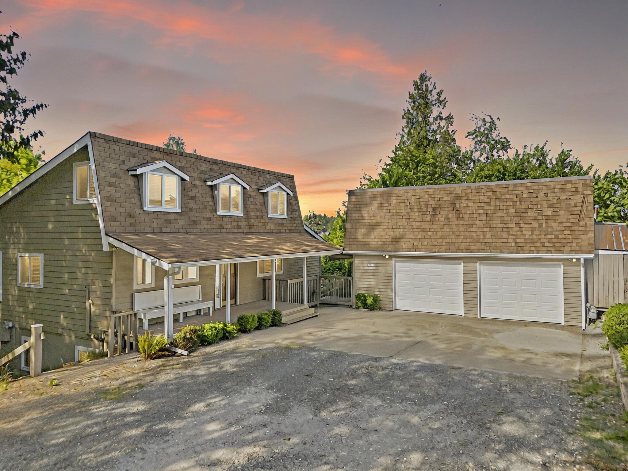 1812 5th St Se, Puyallup, WA à vendre Photo principale- Image 1 de 1