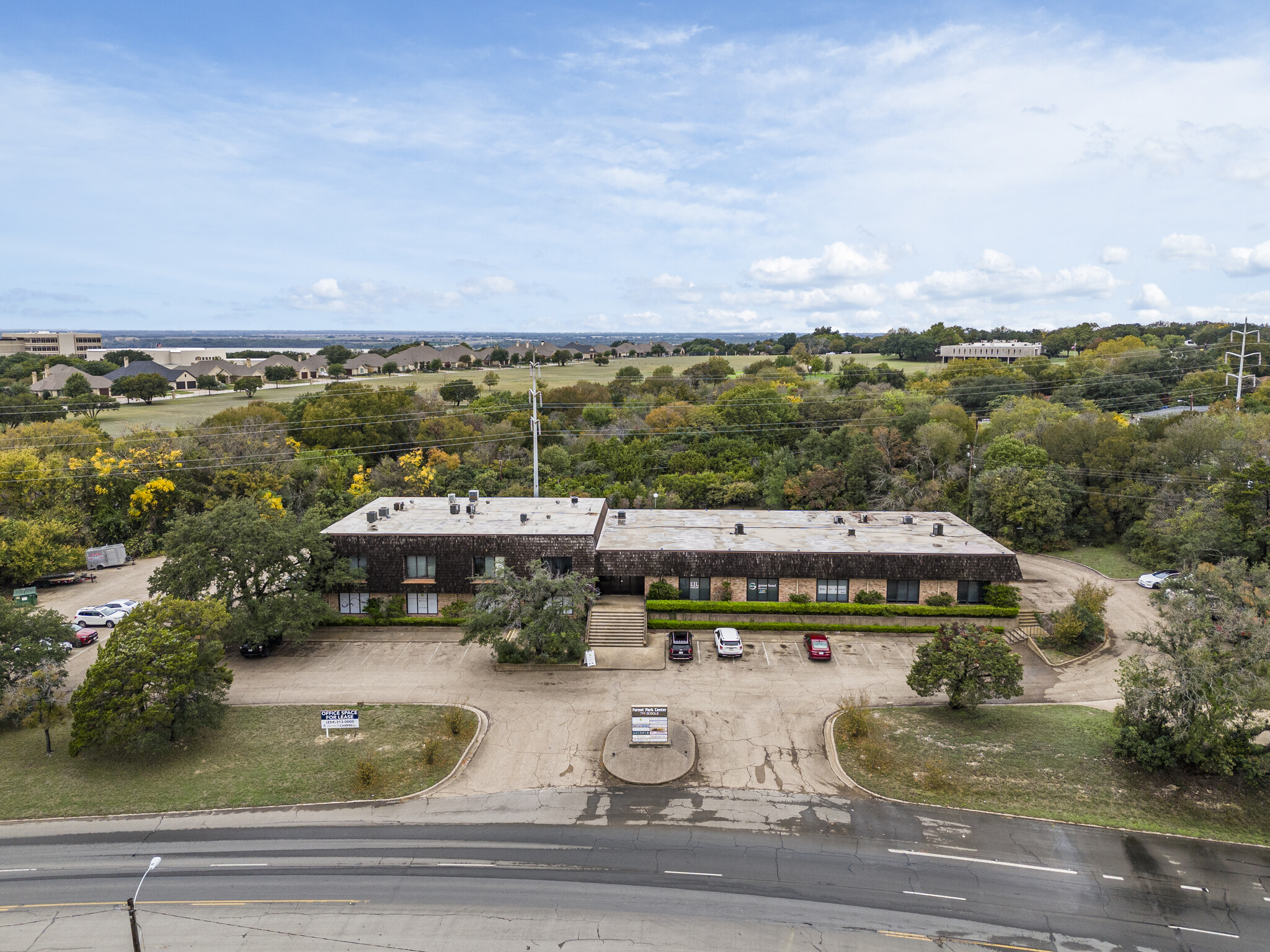 7111 Bosque Blvd, Waco, TX for lease Building Photo- Image 1 of 4